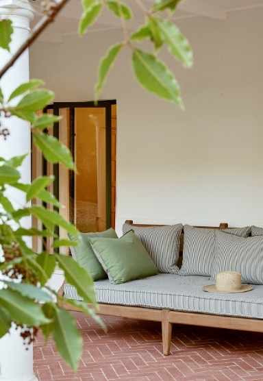 Spier-Stay-Home-4